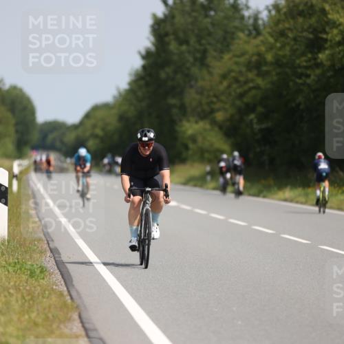 22.06.2025 - Viking Triathlon Yannick Fuchs http://msf.ph/oto/8116864 22.06.2025 11:41:59 Radfahren 20, 69, 134, 265, 297, 333, 385, 456, 469 meine-sportfotos.de