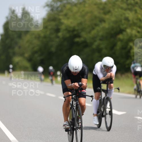 22.06.2025 - Viking Triathlon Yannick Fuchs http://msf.ph/oto/8116874 22.06.2025 12:20:42 Radfahren 25, 40, 43, 108, 128, 181, 209, 230, 283, 290, 369, 374, 388, 499, 519, 654 meine-sportfotos.de