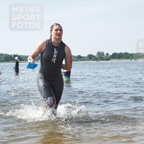 22.06.2025 - Viking Triathlon KatJ http://msf.ph/oto/8116878 22.06.2025 10:43:51 Schwimmen 41, 249, 362, 410, 531 meine-sportfotos.de