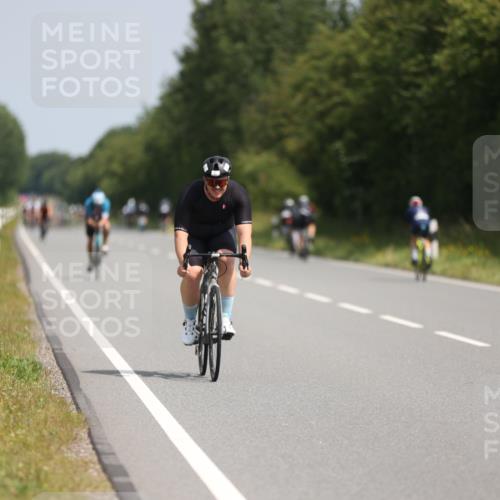 22.06.2025 - Viking Triathlon Yannick Fuchs http://msf.ph/oto/8116881 22.06.2025 11:41:59 Radfahren 20, 69, 134, 265, 297, 333, 385, 456, 469 meine-sportfotos.de