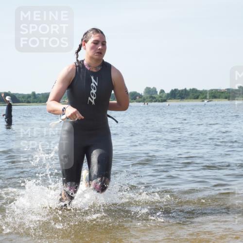 22.06.2025 - Viking Triathlon KatJ http://msf.ph/oto/8116885 22.06.2025 10:43:51 Schwimmen 41, 249, 362, 410, 531 meine-sportfotos.de