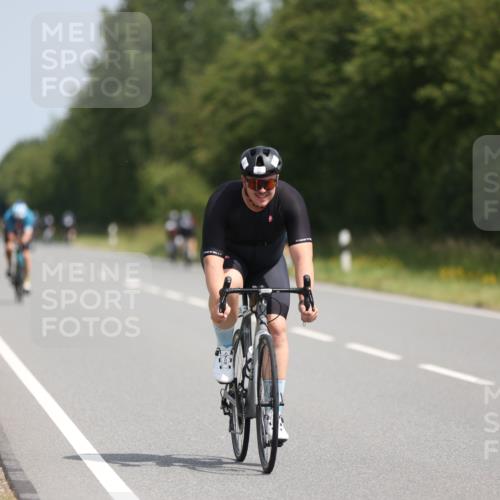 22.06.2025 - Viking Triathlon Yannick Fuchs http://msf.ph/oto/8116910 22.06.2025 11:42:00 Radfahren 20, 69, 134, 265, 297, 333, 456, 469 meine-sportfotos.de