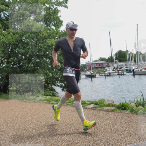 22.06.2025 - Viking Triathlon KatJ http://msf.ph/oto/8116932 22.06.2025 13:26:41 Laufen 341 meine-sportfotos.de