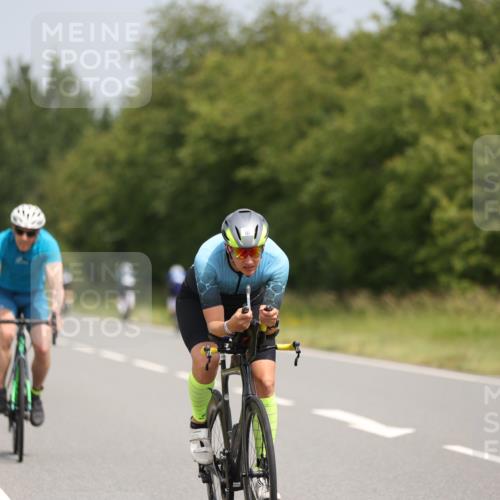 22.06.2025 - Viking Triathlon Yannick Fuchs http://msf.ph/oto/8116936 22.06.2025 12:20:48 Radfahren 25, 43, 62, 65, 128, 160, 181, 187, 316, 374, 388, 407, 428, 499, 506, 522, 654 meine-sportfotos.de