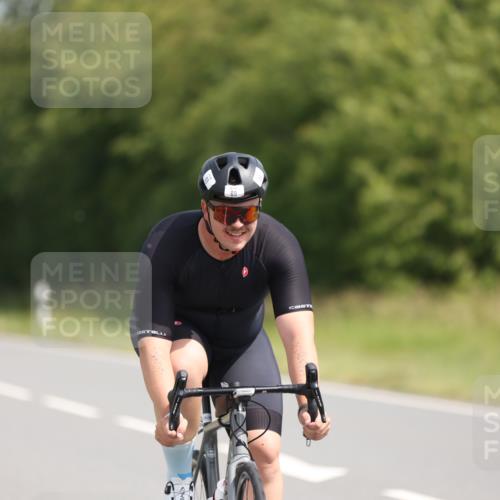 22.06.2025 - Viking Triathlon Yannick Fuchs http://msf.ph/oto/8116941 22.06.2025 11:42:01 Radfahren 20, 69, 134, 265, 297, 333, 456, 469 meine-sportfotos.de
