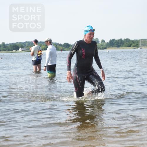 22.06.2025 - Viking Triathlon KatJ http://msf.ph/oto/8116947 22.06.2025 10:43:59 Schwimmen 41, 123, 249, 343, 362, 442, 627, 637, 650 meine-sportfotos.de