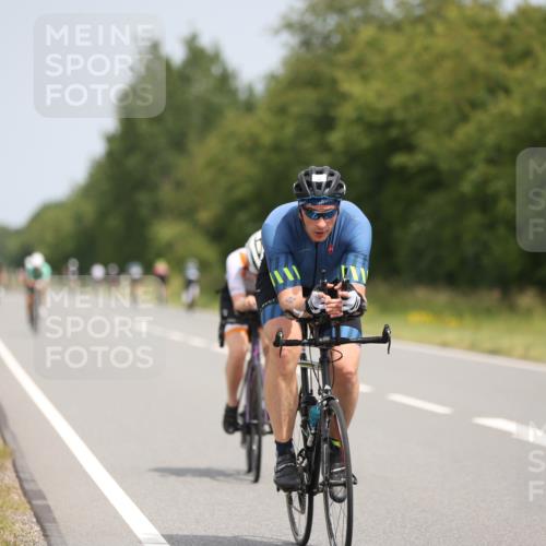 22.06.2025 - Viking Triathlon Yannick Fuchs http://msf.ph/oto/8116975 22.06.2025 12:20:50 Radfahren 25, 43, 62, 65, 128, 160, 181, 187, 316, 349, 374, 388, 407, 428, 506, 522, 654 meine-sportfotos.de