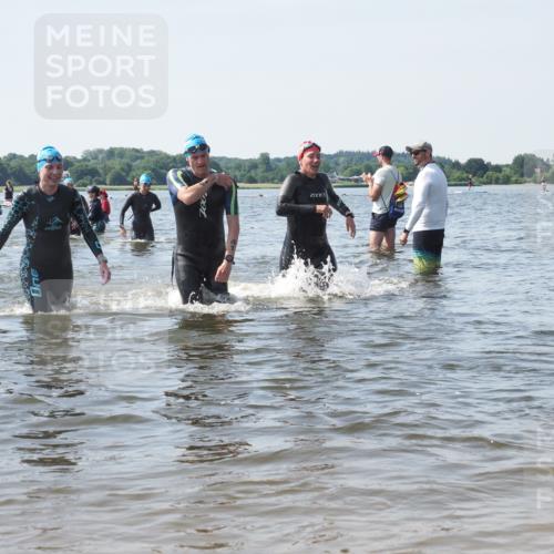 22.06.2025 - Viking Triathlon KatJ http://msf.ph/oto/8116980 22.06.2025 10:44:03 Schwimmen 41, 123, 249, 343, 362, 442, 467, 627, 637, 650 meine-sportfotos.de