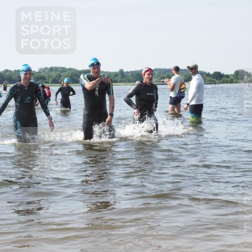 22.06.2025 - Viking Triathlon KatJ http://msf.ph/oto/8116986 22.06.2025 10:44:03 Schwimmen 41, 123, 249, 343, 362, 442, 467, 627, 637, 650 meine-sportfotos.de