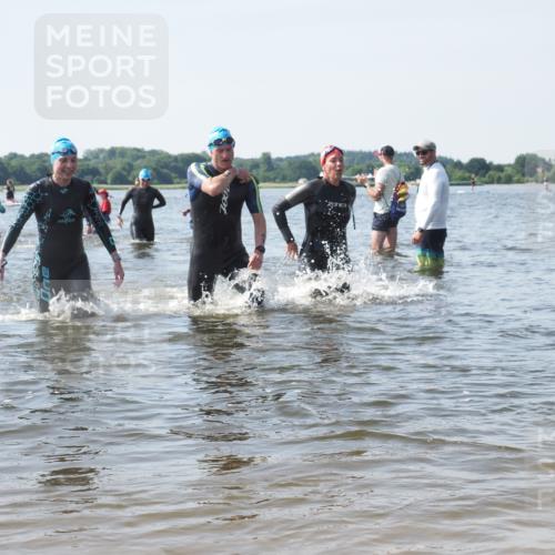 22.06.2025 - Viking Triathlon KatJ http://msf.ph/oto/8116994 22.06.2025 10:44:03 Schwimmen 41, 123, 249, 343, 362, 442, 467, 627, 637, 650 meine-sportfotos.de