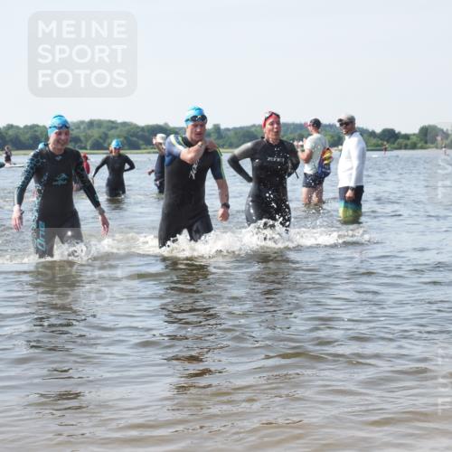 22.06.2025 - Viking Triathlon KatJ http://msf.ph/oto/8116997 22.06.2025 10:44:04 Schwimmen 41, 123, 249, 343, 362, 442, 467, 627, 637, 650 meine-sportfotos.de