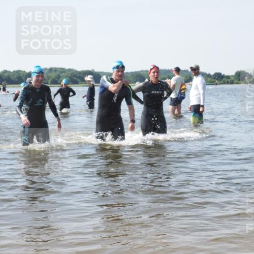 22.06.2025 - Viking Triathlon KatJ http://msf.ph/oto/8117005 22.06.2025 10:44:04 Schwimmen 41, 123, 249, 343, 362, 442, 467, 627, 637, 650 meine-sportfotos.de