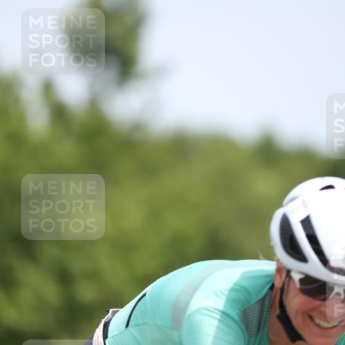 22.06.2025 - Viking Triathlon Yannick Fuchs http://msf.ph/oto/8117042 22.06.2025 12:20:58 Radfahren 2, 53, 62, 65, 98, 100, 160, 187, 316, 349, 428, 476, 506, 522, 647, 661 meine-sportfotos.de