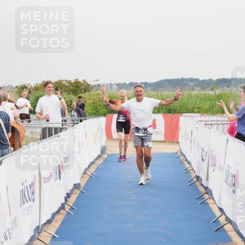 22.06.2025 - Viking Triathlon MichiJ http://msf.ph/oto/8117044 22.06.2025 16:53:32 Ziel 359, 436 meine-sportfotos.de