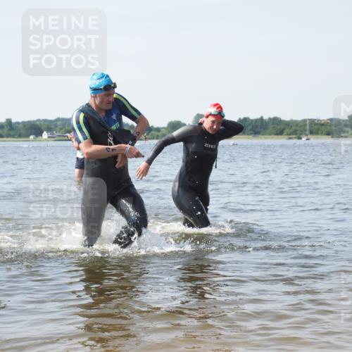 22.06.2025 - Viking Triathlon KatJ http://msf.ph/oto/8117061 22.06.2025 10:44:06 Schwimmen 41, 123, 249, 343, 439, 442, 467, 627, 637, 650 meine-sportfotos.de