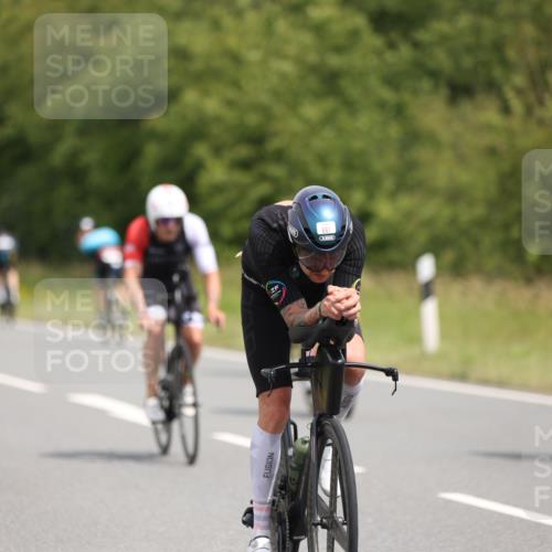 22.06.2025 - Viking Triathlon Yannick Fuchs http://msf.ph/oto/8117079 22.06.2025 12:21:01 Radfahren 2, 53, 62, 65, 98, 100, 160, 349, 428, 476, 522, 647, 661 meine-sportfotos.de