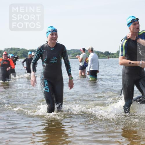 22.06.2025 - Viking Triathlon KatJ http://msf.ph/oto/8117087 22.06.2025 10:44:07 Schwimmen 41, 123, 249, 343, 439, 442, 467, 627, 637, 650 meine-sportfotos.de