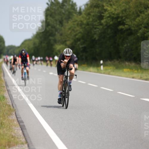 22.06.2025 - Viking Triathlon Yannick Fuchs http://msf.ph/oto/8117140 22.06.2025 12:21:12 Radfahren 71, 291, 535, 621 meine-sportfotos.de