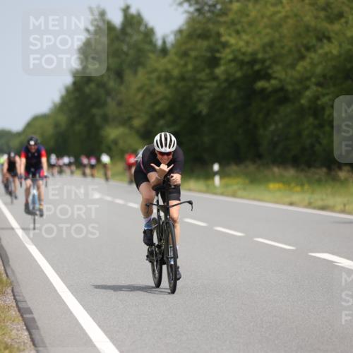 22.06.2025 - Viking Triathlon Yannick Fuchs http://msf.ph/oto/8117148 22.06.2025 12:21:12 Radfahren 71, 291, 535, 621 meine-sportfotos.de