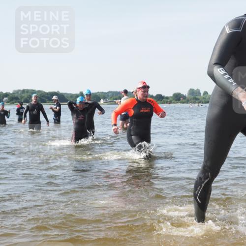 22.06.2025 - Viking Triathlon KatJ http://msf.ph/oto/8117167 22.06.2025 10:44:11 Schwimmen 41, 103, 123, 249, 343, 439, 442, 467, 627, 637, 650 meine-sportfotos.de