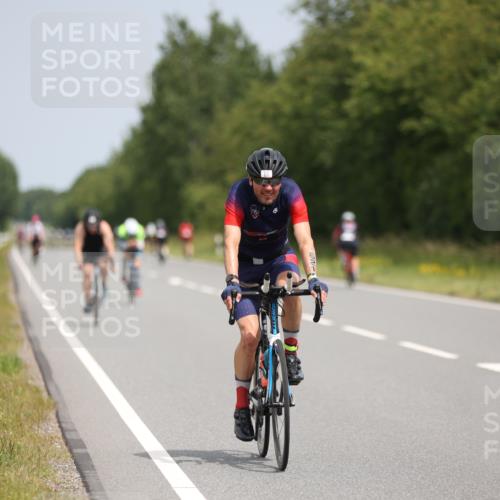 22.06.2025 - Viking Triathlon Yannick Fuchs http://msf.ph/oto/8117195 22.06.2025 12:21:15 Radfahren 71, 291, 395, 535, 621 meine-sportfotos.de