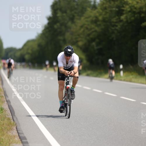 22.06.2025 - Viking Triathlon Yannick Fuchs http://msf.ph/oto/8117205 22.06.2025 11:42:21 Radfahren 177, 205, 378 meine-sportfotos.de