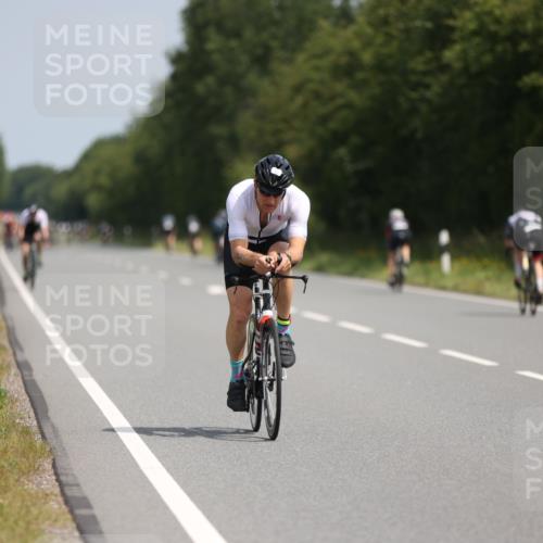 22.06.2025 - Viking Triathlon Yannick Fuchs http://msf.ph/oto/8117210 22.06.2025 11:42:21 Radfahren 177, 205, 378 meine-sportfotos.de