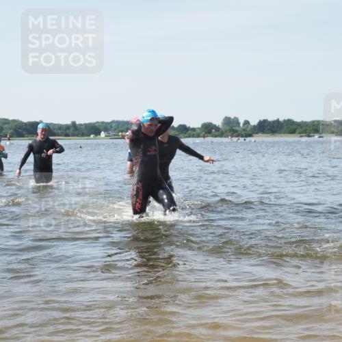 22.06.2025 - Viking Triathlon KatJ http://msf.ph/oto/8117255 22.06.2025 10:44:14 Schwimmen 103, 123, 130, 343, 439, 442, 467, 637, 650 meine-sportfotos.de