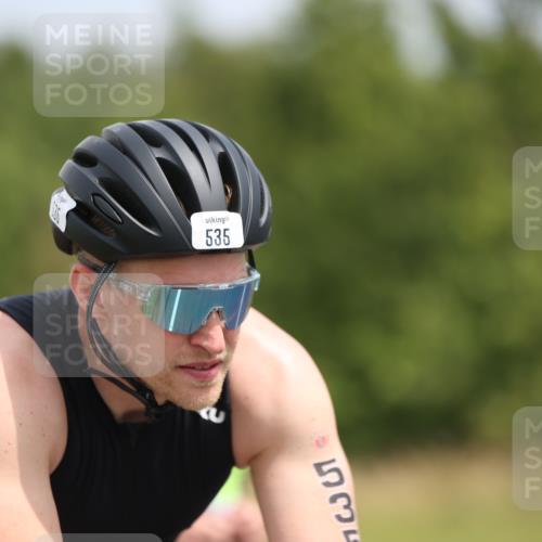 22.06.2025 - Viking Triathlon Yannick Fuchs http://msf.ph/oto/8117267 22.06.2025 12:21:20 Radfahren 71, 186, 236, 255, 395, 535, 621 meine-sportfotos.de