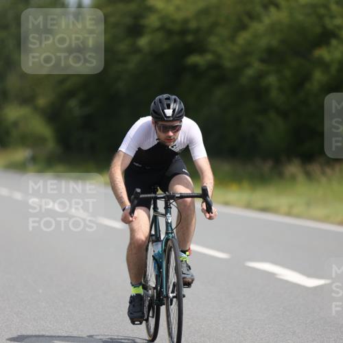 22.06.2025 - Viking Triathlon Yannick Fuchs http://msf.ph/oto/8117284 22.06.2025 11:42:29 Radfahren 34, 162, 177, 378, 398, 474 meine-sportfotos.de