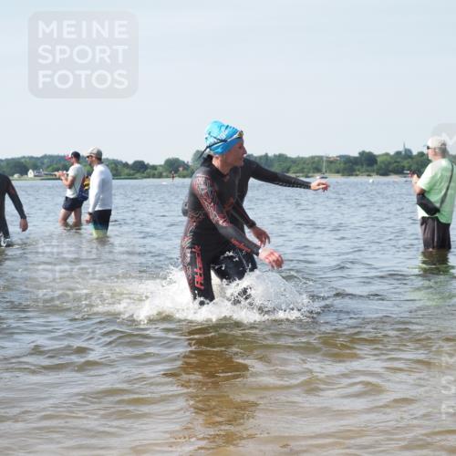 22.06.2025 - Viking Triathlon KatJ http://msf.ph/oto/8117294 22.06.2025 10:44:15 Schwimmen 103, 123, 130, 343, 439, 467, 637, 650 meine-sportfotos.de