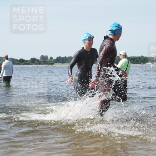 22.06.2025 - Viking Triathlon KatJ http://msf.ph/oto/8117299 22.06.2025 10:44:16 Schwimmen 103, 123, 130, 343, 439, 467, 637, 650 meine-sportfotos.de