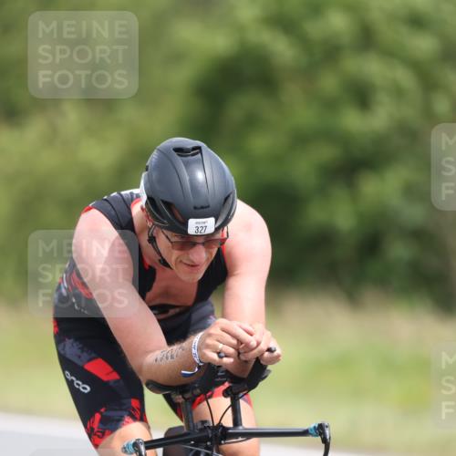 22.06.2025 - Viking Triathlon Yannick Fuchs http://msf.ph/oto/8117314 22.06.2025 12:21:31 Radfahren 89, 147, 186, 236, 255, 327, 491 meine-sportfotos.de