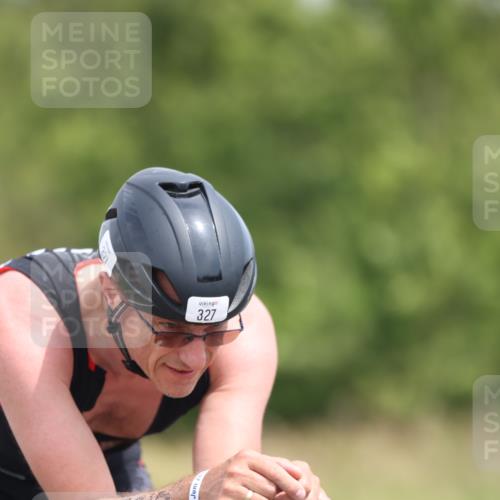 22.06.2025 - Viking Triathlon Yannick Fuchs http://msf.ph/oto/8117322 22.06.2025 12:21:32 Radfahren 89, 147, 186, 236, 255, 327, 491 meine-sportfotos.de