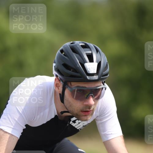 22.06.2025 - Viking Triathlon Yannick Fuchs http://msf.ph/oto/8117336 22.06.2025 11:42:31 Radfahren 34, 162, 177, 378, 398, 474 meine-sportfotos.de