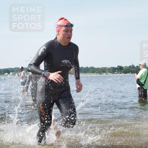 22.06.2025 - Viking Triathlon KatJ http://msf.ph/oto/8117337 22.06.2025 10:44:18 Schwimmen 103, 123, 130, 343, 439, 467, 650 meine-sportfotos.de