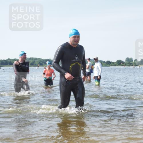 22.06.2025 - Viking Triathlon KatJ http://msf.ph/oto/8117368 22.06.2025 10:44:20 Schwimmen 103, 123, 130, 205, 439, 467, 650 meine-sportfotos.de