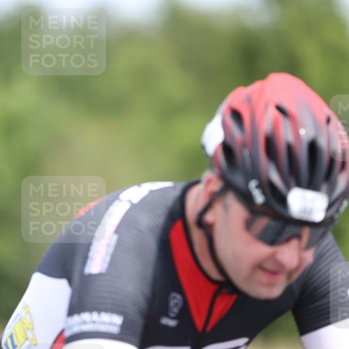22.06.2025 - Viking Triathlon Yannick Fuchs http://msf.ph/oto/8117389 22.06.2025 12:21:46 Radfahren 63, 199, 442, 610 meine-sportfotos.de