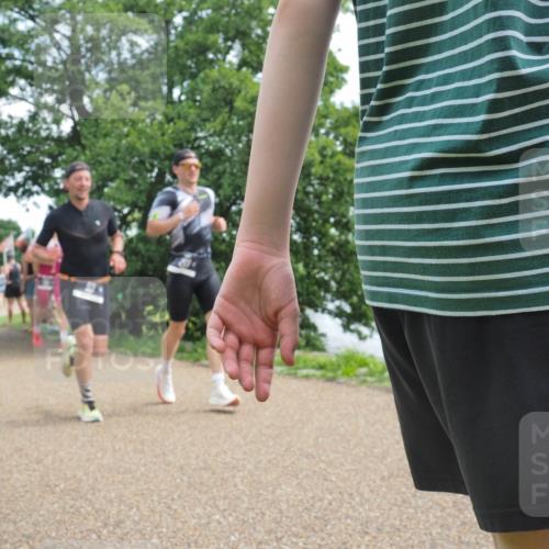 22.06.2025 - Viking Triathlon KatJ http://msf.ph/oto/8117401 22.06.2025 13:27:52 Laufen 72, 93, 269, 287, 618 meine-sportfotos.de