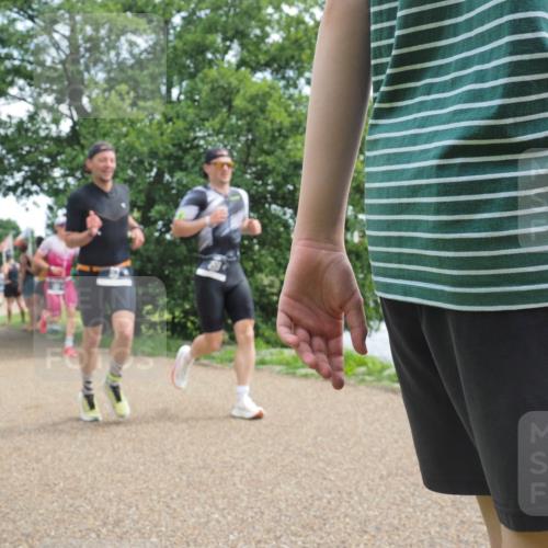 22.06.2025 - Viking Triathlon KatJ http://msf.ph/oto/8117403 22.06.2025 13:27:52 Laufen 72, 93, 269, 287, 618 meine-sportfotos.de