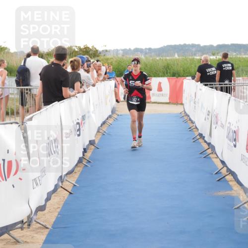22.06.2025 - Viking Triathlon MichiJ http://msf.ph/oto/8117407 22.06.2025 16:27:44 Ziel 142 meine-sportfotos.de