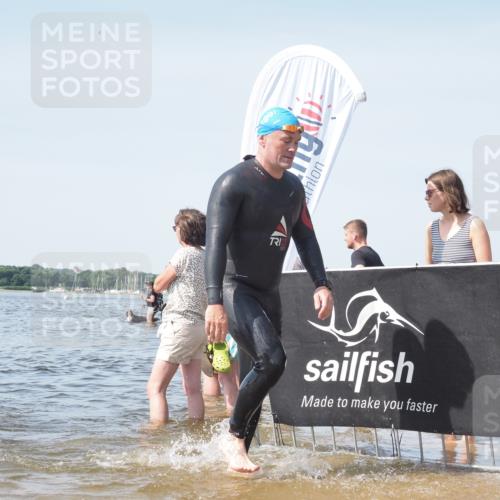 22.06.2025 - Viking Triathlon KatJ http://msf.ph/oto/8117409 22.06.2025 10:44:24 Schwimmen 103, 130, 205, 219, 439, 467 meine-sportfotos.de