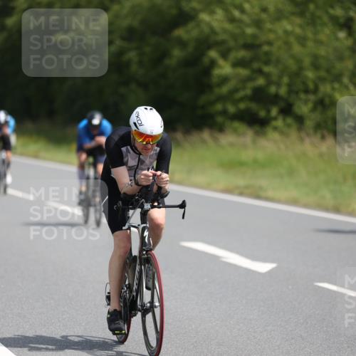 22.06.2025 - Viking Triathlon Yannick Fuchs http://msf.ph/oto/8117416 22.06.2025 11:42:50 Radfahren 2, 45, 74, 81, 102, 365, 414, 441, 610, 661 meine-sportfotos.de