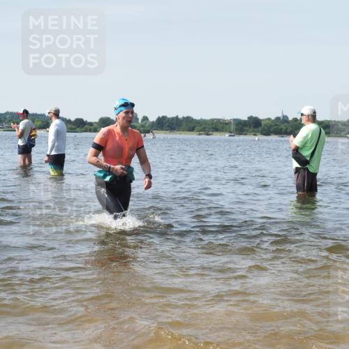 22.06.2025 - Viking Triathlon KatJ http://msf.ph/oto/8117429 22.06.2025 10:44:27 Schwimmen 103, 130, 205, 219 meine-sportfotos.de