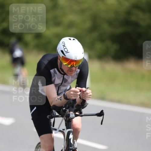 22.06.2025 - Viking Triathlon Yannick Fuchs http://msf.ph/oto/8117430 22.06.2025 11:42:51 Radfahren 2, 45, 74, 81, 102, 414, 441, 610, 661 meine-sportfotos.de