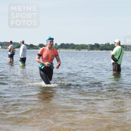 22.06.2025 - Viking Triathlon KatJ http://msf.ph/oto/8117436 22.06.2025 10:44:27 Schwimmen 103, 130, 205, 219 meine-sportfotos.de