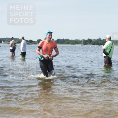 22.06.2025 - Viking Triathlon KatJ http://msf.ph/oto/8117444 22.06.2025 10:44:27 Schwimmen 103, 130, 205, 219 meine-sportfotos.de