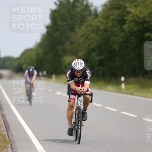 22.06.2025 - Viking Triathlon Yannick Fuchs http://msf.ph/oto/8117449 22.06.2025 12:22:01 Radfahren 6, 109, 278, 318, 350, 377, 493, 606 meine-sportfotos.de