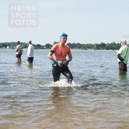 22.06.2025 - Viking Triathlon KatJ http://msf.ph/oto/8117454 22.06.2025 10:44:27 Schwimmen 103, 130, 205, 219 meine-sportfotos.de
