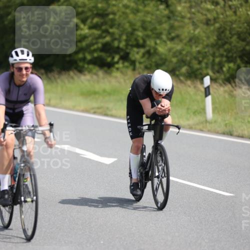 22.06.2025 - Viking Triathlon Yannick Fuchs http://msf.ph/oto/8117470 22.06.2025 11:42:53 Radfahren 2, 45, 74, 76, 81, 414, 441, 610, 623, 661 meine-sportfotos.de